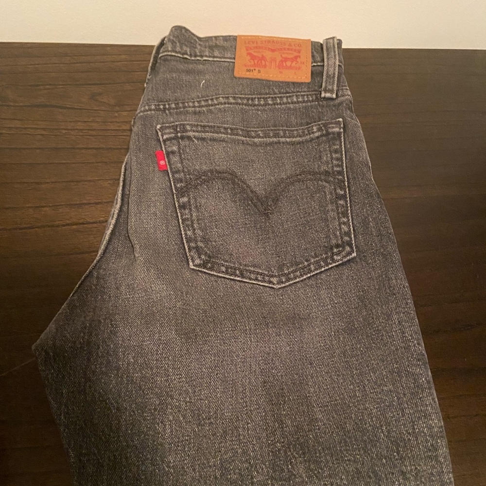 Levi 501 straight leg jean